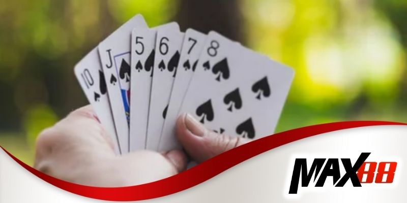 Mẹo đọc bài đối thủ để đưa ra quyết định rút bài hợp lý